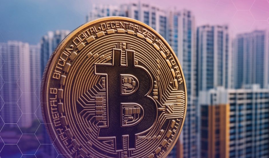 Ο Γκραντ Κάρντον στοιχηματίζει σε ακίνητα Bitcoin καθώς ο Τραμπ σχεδιάζει αναταραχή στην αγορά κατοικίας — Τι να περιμένουμε.