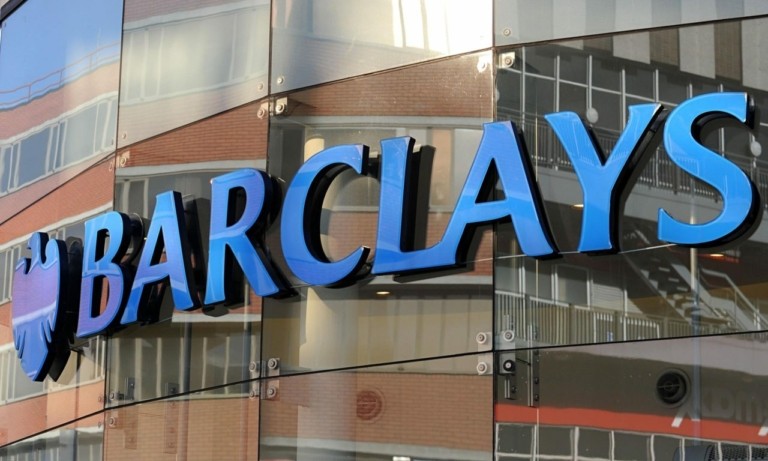 Barclays: Τα ελληνικά ομόλογα αντέχουν και το πολιτικό ρίσκο παραμένει ελεγχόμενο