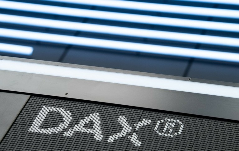 Βαριές απώλειες στα ευρωπαϊκά χρηματιστήρια – Σε χαμηλά τριμήνου οι δείκτες