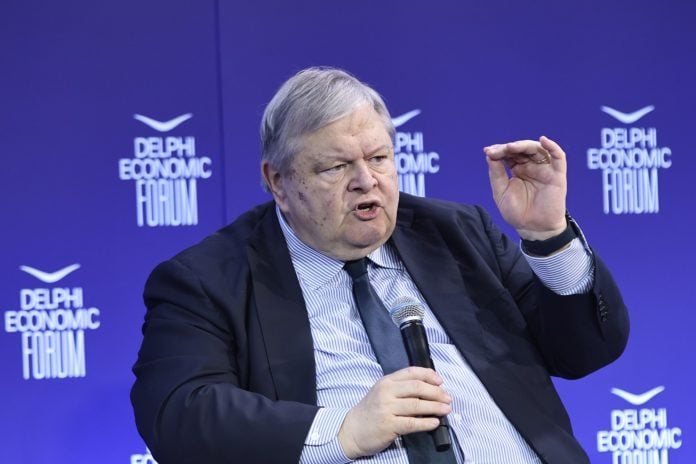 Ευ. Βενιζέλος για εξωτερική πολιτική: Η χώρα «όπου φυσάει ο άνεμος» – Χρειάζονται συναινέσεις στο εσωτερικό