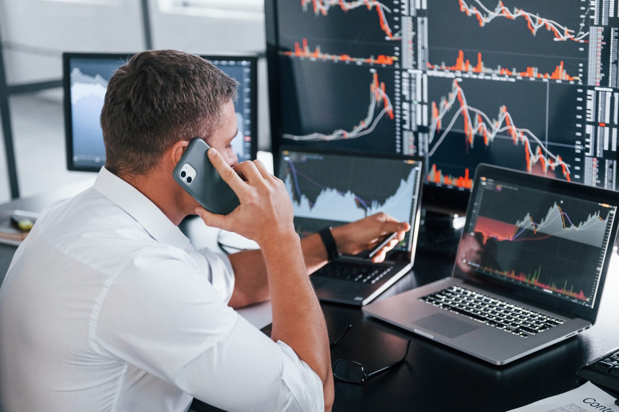 Ευρωπαϊκές μετοχές: Ισχυρό short squeeze «βλέπει» η Barclays μετά την εκεχειρία ΗΠΑ – Ιράν