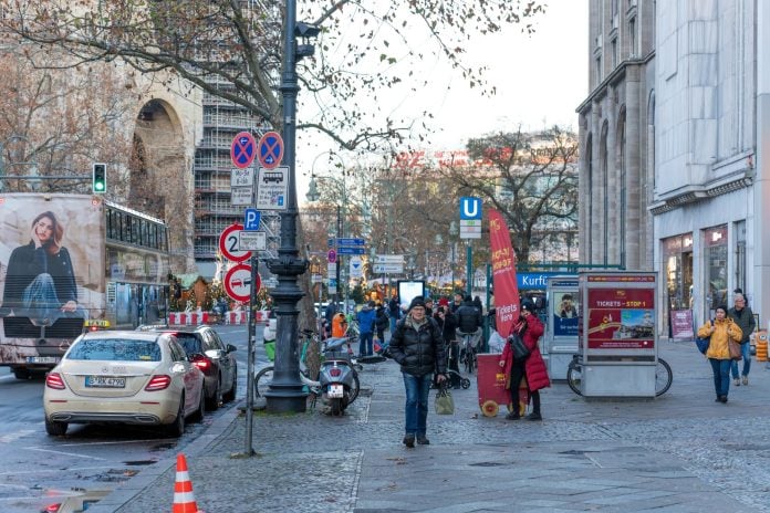 Γερμανία: Η κυβέρνηση μειώνει τις προβλέψεις ανάπτυξης για το 2026 και το 2027 λόγω αυξανόμενης αβεβαιότητας