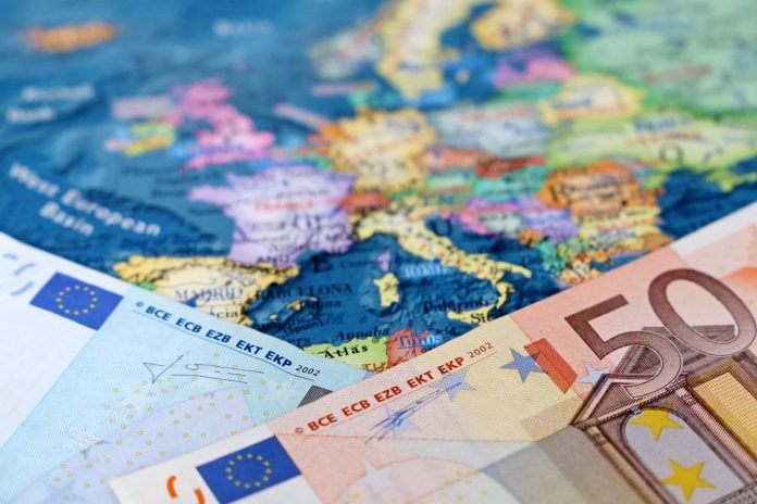 Η μάχη για την πληγωμένη μεσαία τάξη του ευρωπαϊκού Νότου: Αρκούν οι μειώσεις φόρων;