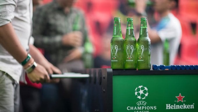 Heineken: «Κόβει» σχεδόν 6.000 θέσεις εργασίας