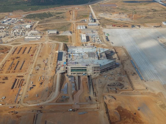 Ηub της Ανατολικής Μεσογείου το Αεροδρόμιο στο Καστέλλι