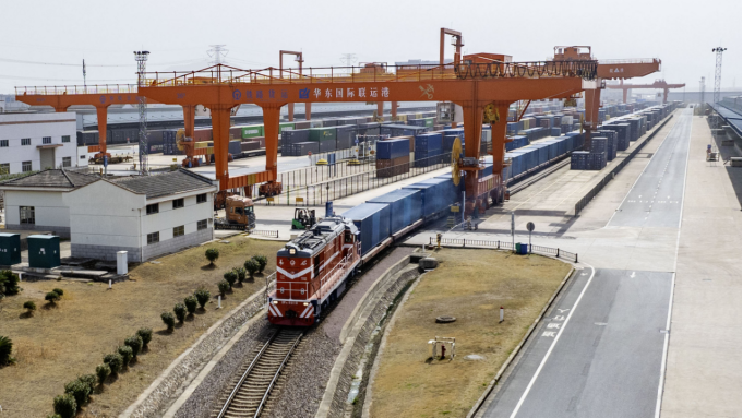 Κίνα: Στόχος ανάπτυξης 4,5%-5% με ενεργητική και πραγματιστική προσέγγιση