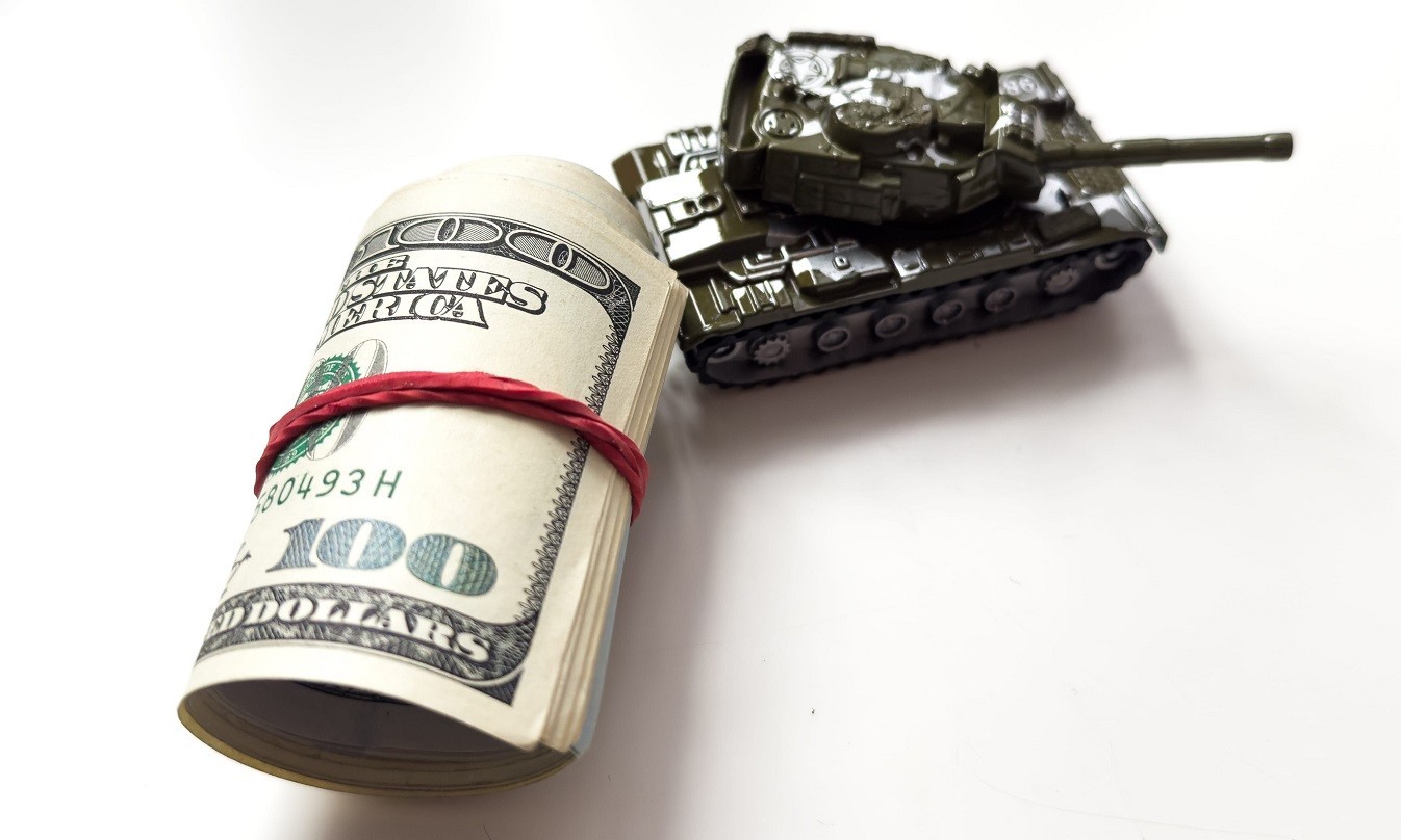 Νέα στρατηγική από τους μεγάλους επενδυτές – Οι προκλήσεις από την κρίση στη Μέση Ανατολή