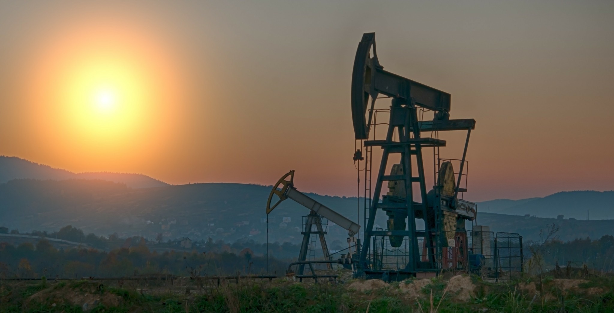 Πετρέλαιο: Πτώση στις τιμές μετά την άνοδο των αμερικανικών αποθεμάτων και εν μέσω κυρώσεων στη Ρωσία 