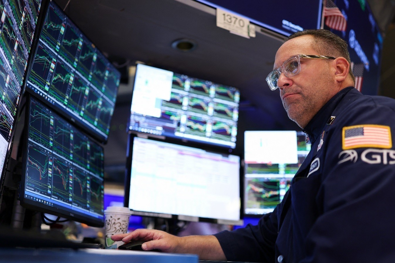 Στο «κόκκινο» η Wall Street – South Pars και PPI επιδεινώνουν το κλίμα