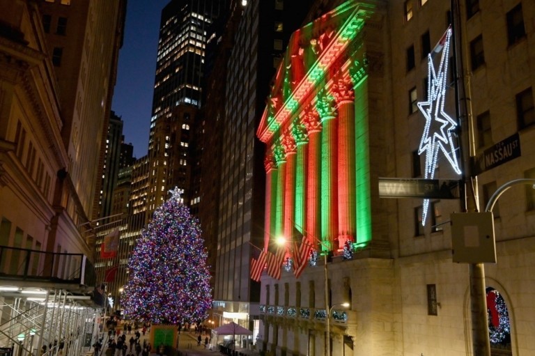 Wall Street: To Santa Claus rally ξεκίνησε με δεύτερο σερί ρεκόρ από τον S&P 500