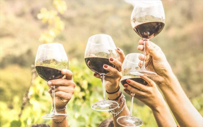 Αμερικανικό αλκοόλ …εις υγείαν των φτωχών του Καναδά