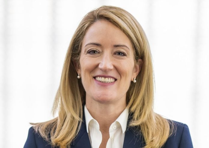 Άρθρο της Ρ. Μέτσολα στη «Ν»: Με σαφήνεια και ειλικρίνεια – Η Ευρώπη είναι ανοικτή για τις επιχειρήσεις