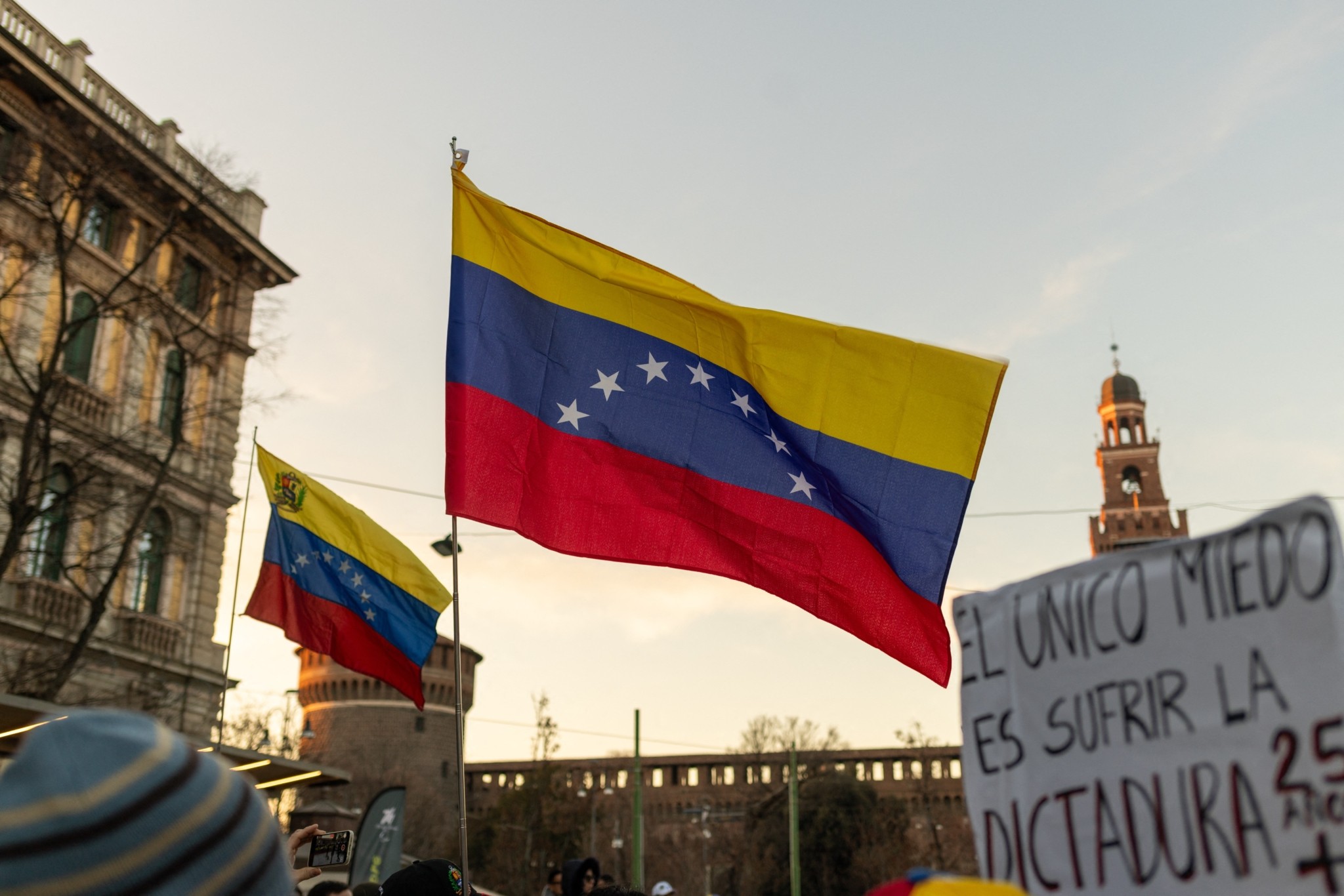 Βενεζουέλα: Άλμα 130% στο χρηματιστήριο μετά τη σύλληψη Μαδούρο – Πού ποντάρουν οι επενδυτές (γράφημα)