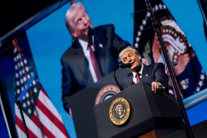 Bloomberg: Σενάρια αποχώρησης των ΗΠΑ από τη συμφωνία ελεύθερου εμπορίου της Βόρειας Αμερικής