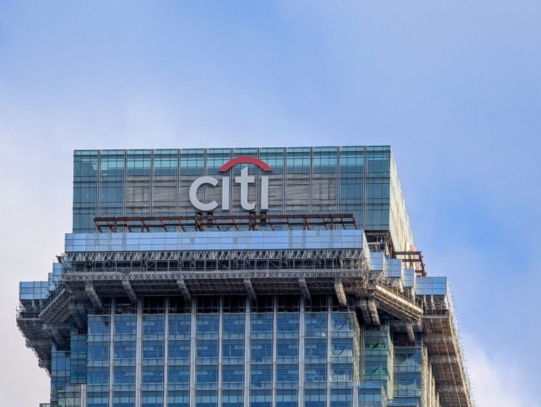 Citi: Ενέργεια και γεωπολιτική οδηγούν τις αγορές σε φάση τοποθετήσεων
