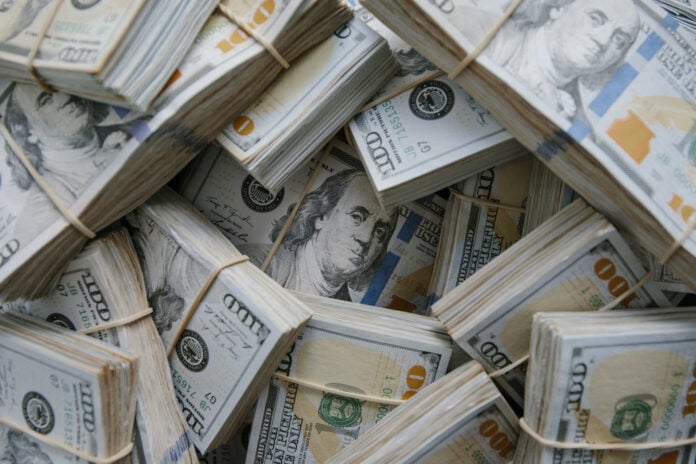 Επιφυλακτικοί οι επενδυτές