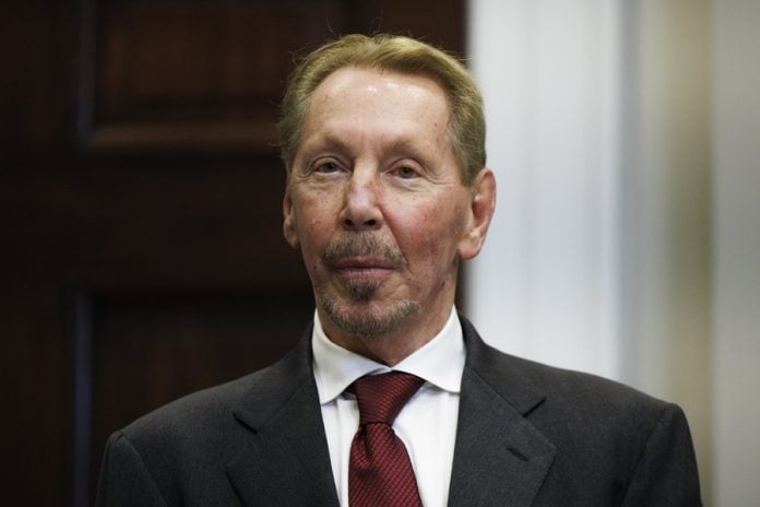 Επιμένει ο Έλισον, προσφέρει εγγύηση 40,4 δισεκ. δολαρίων για να ενισχύσει την προσφορά της Paramount στη Warner Bros