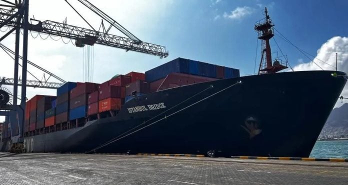 Η «Αρκτική διαδρομή» φέρνει την Κίνα μια «ανάσα» από την Ευρώπη