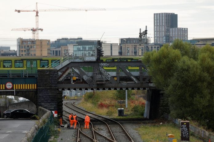 Η Ιρλανδία μειώνει τους φόρους στα επενδυτικά κεφάλαια