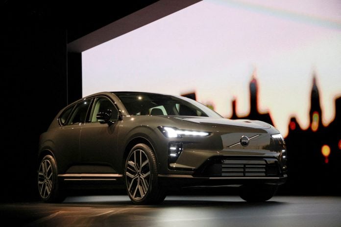 Η Volvo στη χειρότερη μέρα της ιστορίας της στις αγορές – Στο -22% η μετοχή, 68% μειώθηκαν τα έσοδα