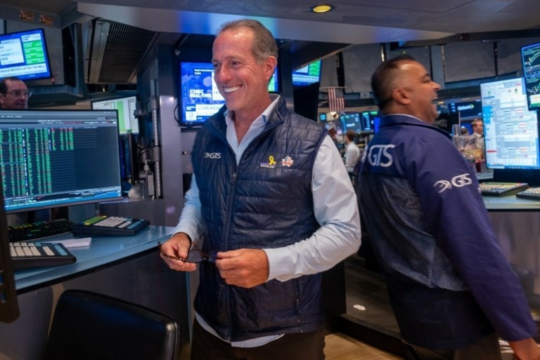 Η Wall Street γιορτάζει το άνοιγμα των Στενών του Ορμούζ και την εκεχειρία σε Λίβανο–Ισραήλ