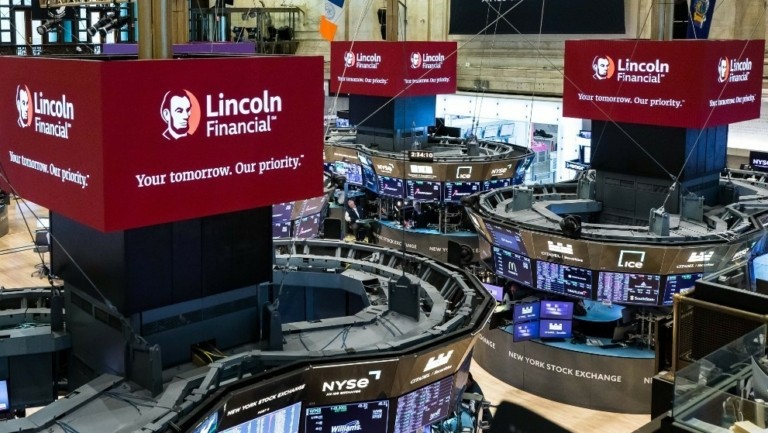 Νέο διπλό ρεκόρ για S&P 500 και Nasdaq – Ανάσες στη Wall Street από την προοπτική συνομιλιών ΗΠΑ-Ιράν