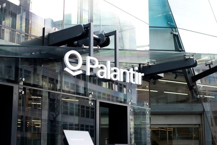 Palantir: Γιατί δέχεται σφυροκόπημα η μετοχή παρά τα εντυπωσιακά κέρδη