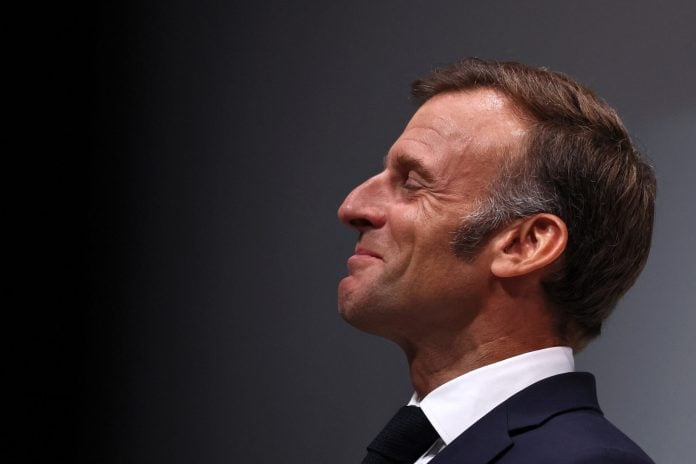 Paramount: Επαφές με τον Μακρόν και διπλωματική «εκστρατεία» στην Ευρώπη με στόχο τη Warner Bros