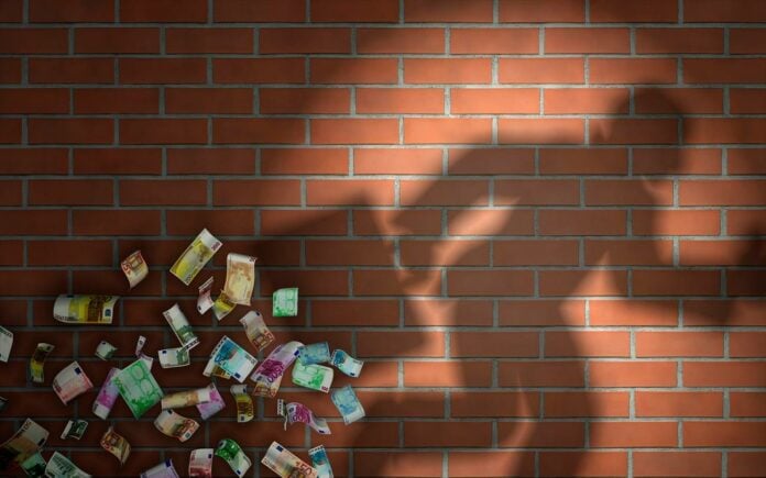 Πάρτι «μαύρου» χρήματος: Η φοροδιαφυγή 2,6 δισ. ευρώ, οι διώξεις και τα πρόστιμα