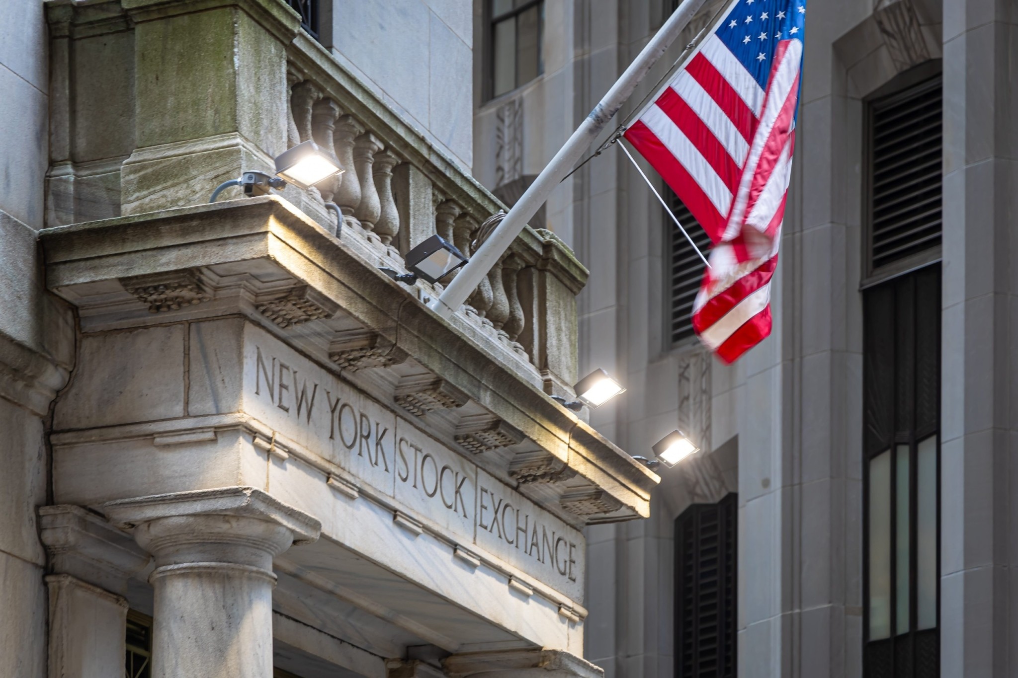 «Πάρτι» των αγοραστών στη Wall Street μετά την κατάπαυση του πυρός στο Ιράν