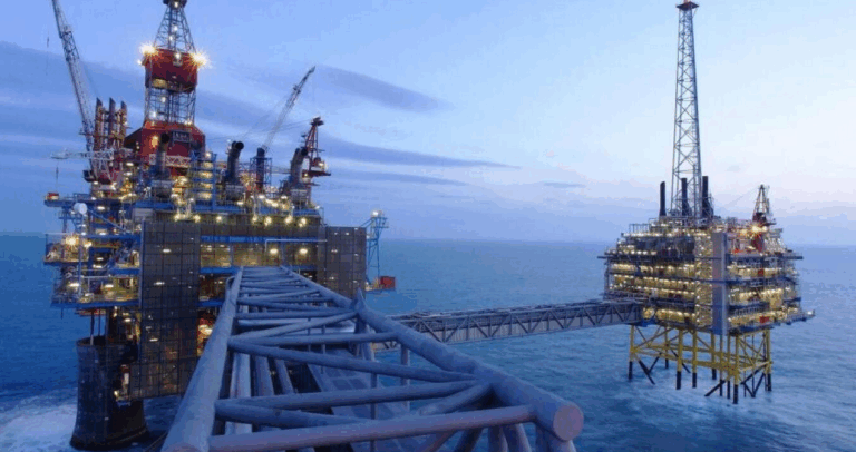 Πετρέλαιο: Πάνω από τα $70 ανά βαρέλι λόγω της κλιμάκωσης της έντασης ΗΠΑ – Ιράν (γράφημα)