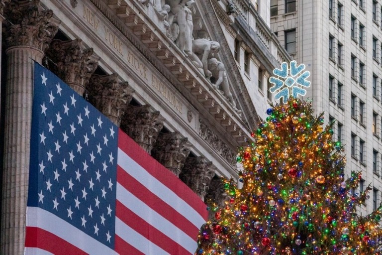 Πτώση στη Wall Street πριν το τέλος του έτους – Ρευστοποιήσεις στα τεχνολογικά megacaps