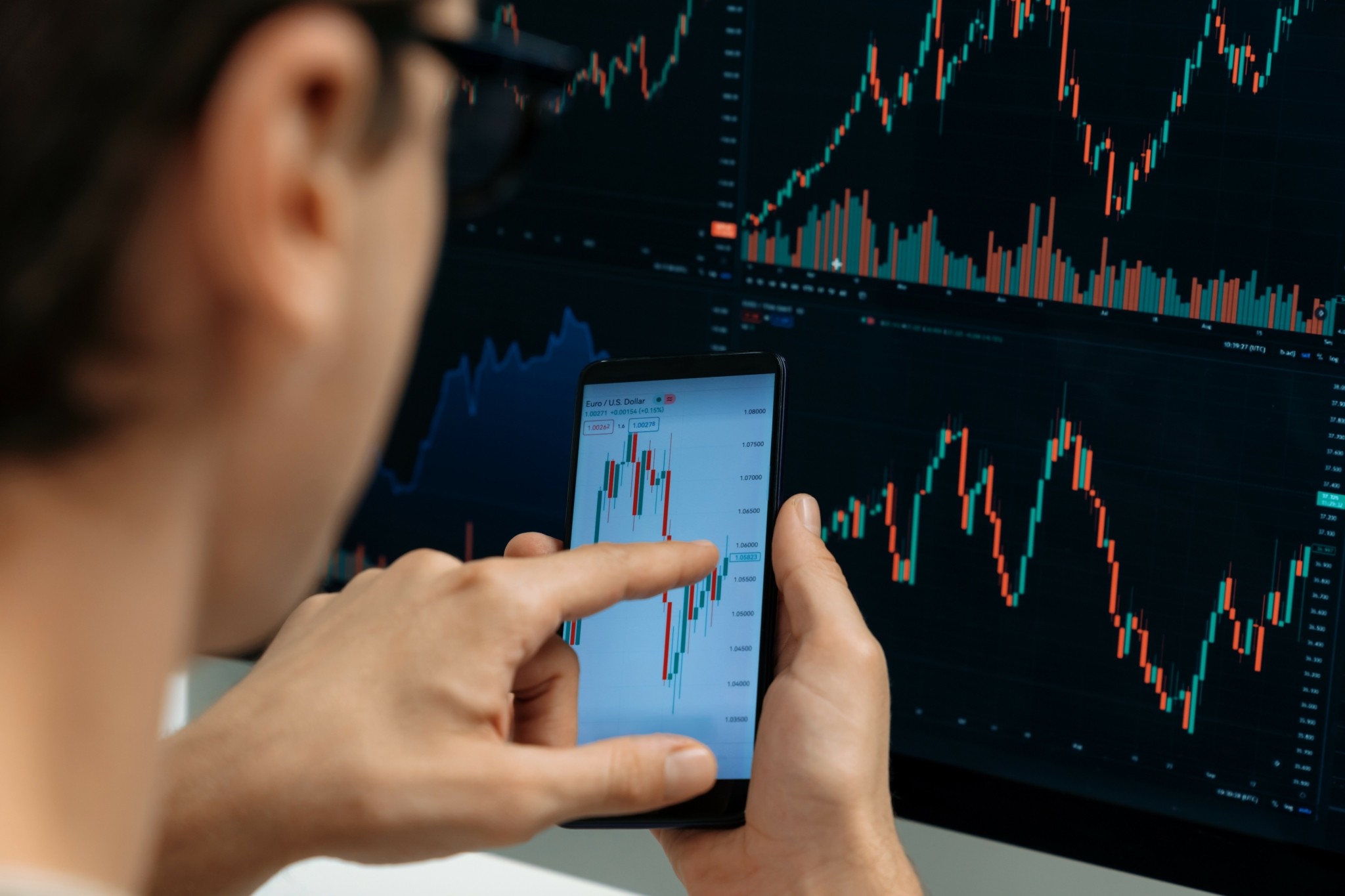 Πτώση στις αγορές της Ασίας μετά τις απώλειες της Wall Street