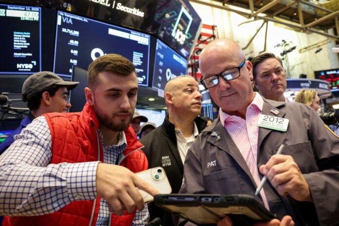 Σταθεροποιητικά η Wall Street μετά το sell off στην τεχνολογία