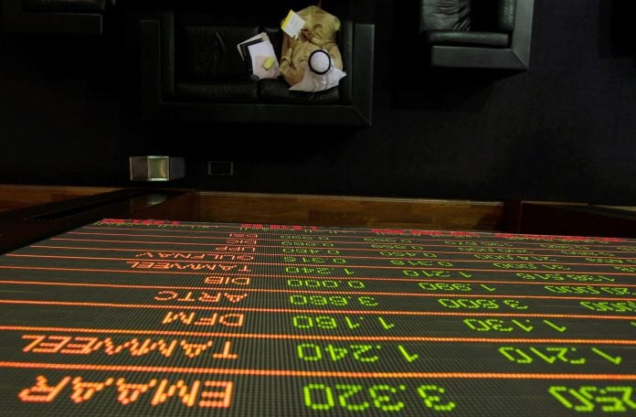 Τα ΗΑΕ κλείνουν τα Χρηματιστήρια του Αμπου Ντάμπι και του Ντουμπάι για δύο ημέρες λόγω των ιρανικών επιθέσεων