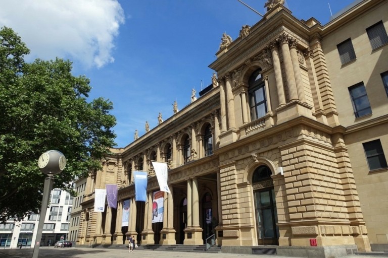 Το πετρέλαιο πάνω από τα $100 φρέναρε τις ευρωπαϊκές αγορές