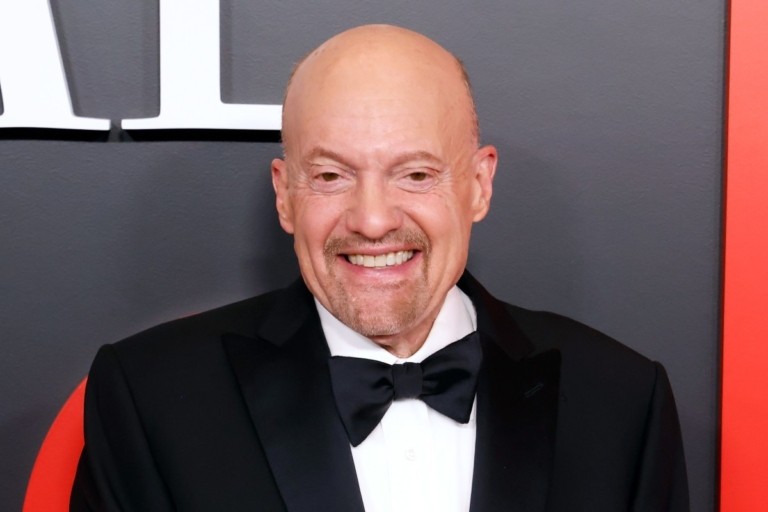 Τζιμ Κρέιμερ: Οι επενδυτικές προτάσεις του γνωστού αναλυτή για το 2026