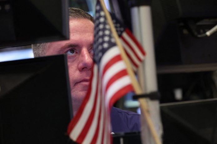 Wall Street: Απώλειες 1% για τον Dow Jones