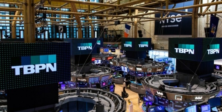 Wall Street: Με νέο ρεκόρ απάντησε ο Dow στην προοπτική λήξης του shutdown