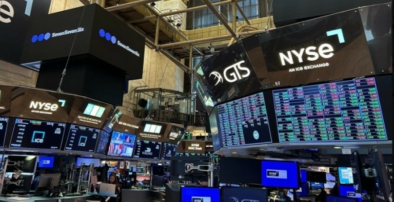 Wall Street: Με το δεξί «μπήκε» ο Απρίλιος – H προοπτική εκεχειρίας στο Ιράν διεύρυνε τα κέρδη στους δείκτες