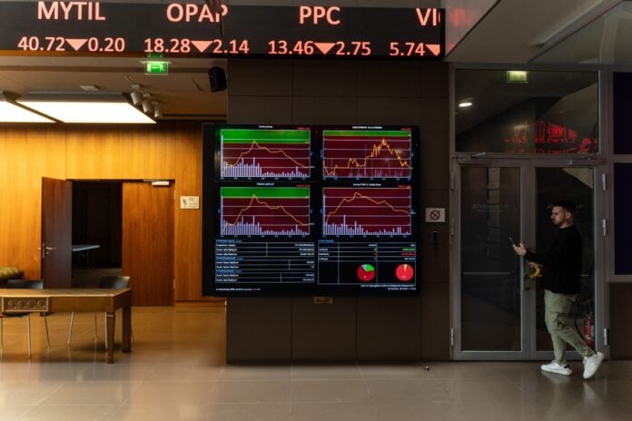 Χρηματιστήριο Αθηνών: Στις 2.120,82 μονάδες ο Γενικός Δείκτης, πτώση 0,13%