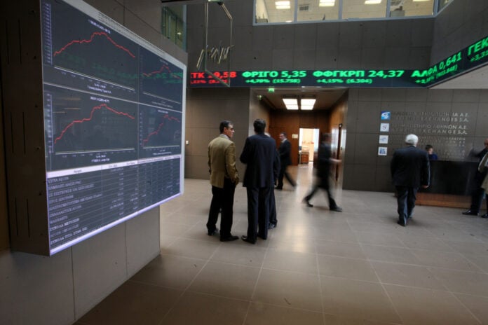 Χρηματιστήριο: Πολεμική… μεταβλητότητα στην Αθήνα – Οι Τράπεζες «κράτησαν» το θετικό πρόσημο