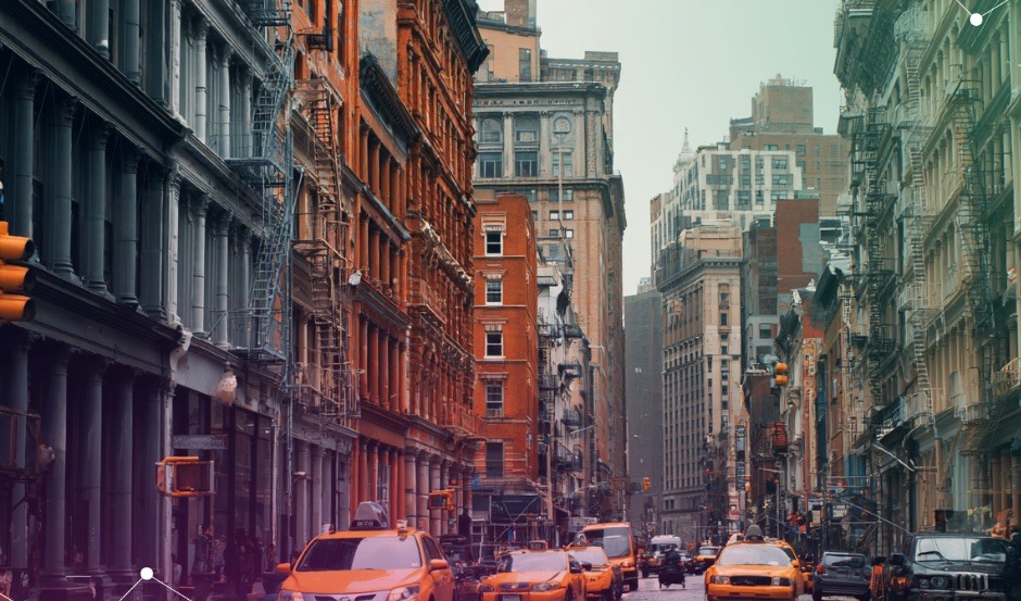 Ο Τραμπ ισχυρίζεται ότι οι Δημοκρατικοί κέρδισαν επειδή «δεν ήταν στη ψηφοφορία» καθώς ο Μαντανί ανακοινώνει νίκη.