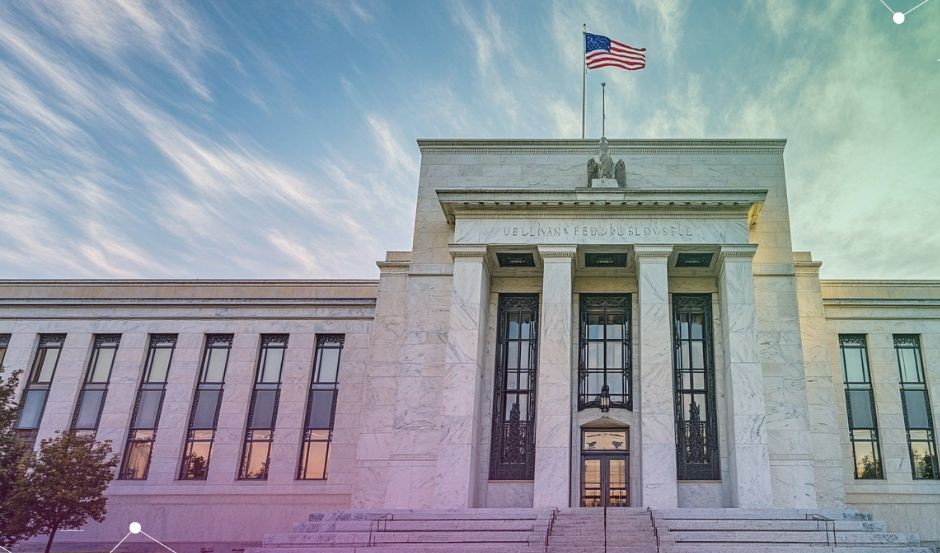 Ο Τραμπ βάζει στο στόχαστρο τον Κέβιν Χάσετ για πρόεδρο της Fed, έναν υποψήφιο με αξιοσημείωτους δεσμούς με τα κρυπτονομίσματα.